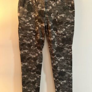Anatomie Gray Camouflage Cargo Pants